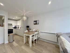 Kitchen/Diner- click for photo gallery